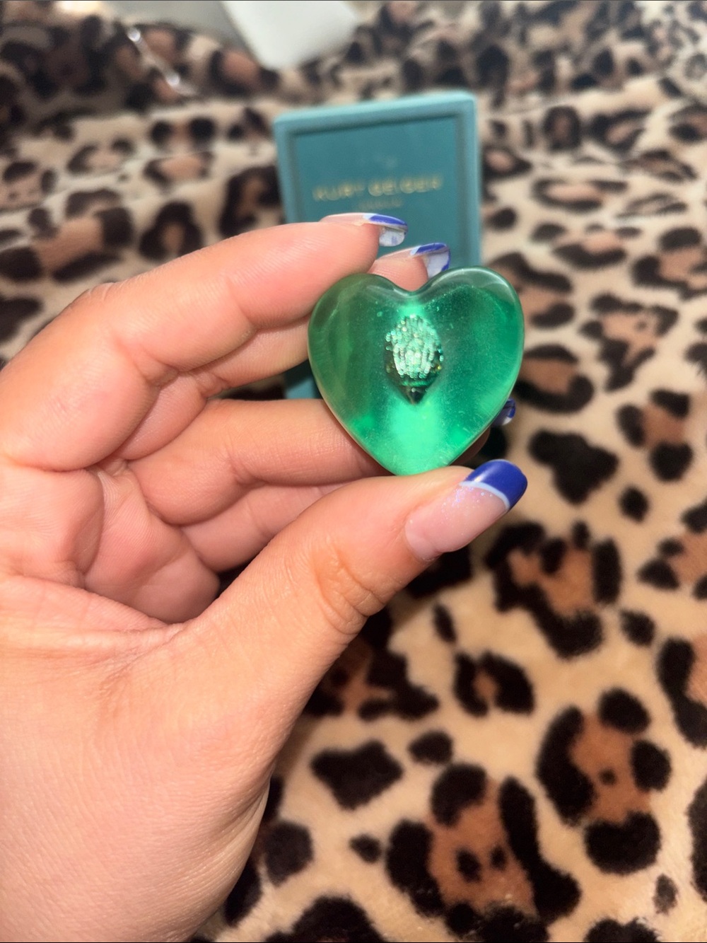 NIB Kurt Geiger Heart Ring - Picture 4 of 6